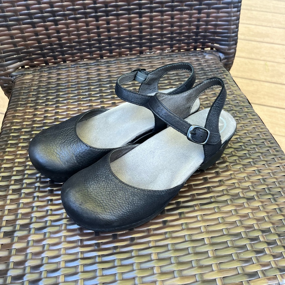 Dansko Sam Clog Mary Jane’s Black 39